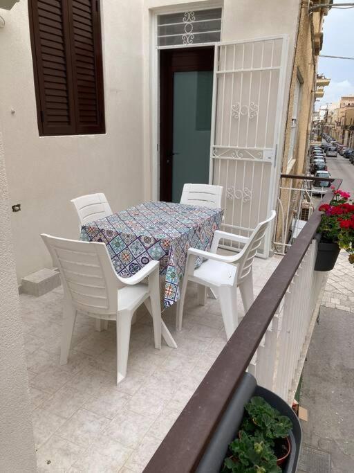 Casa Dalfea Apartman Mazara del Vallo Kültér fotó